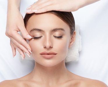 Yüzdeki Yağ Toplanmasının Temel Sebepleri ve Çözüm Yolları