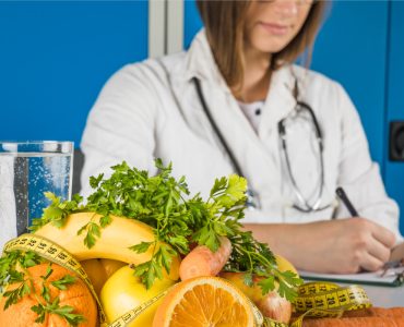 kilo-vermek-icin-hangi-doktora-gidilir